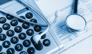 Ontarians prefer the government prioritize spending on public hospitals than private clinics – Vast majority say there isn’t enough staff in hospitals in Ontario. (Nanos/OCHU-CUPE)