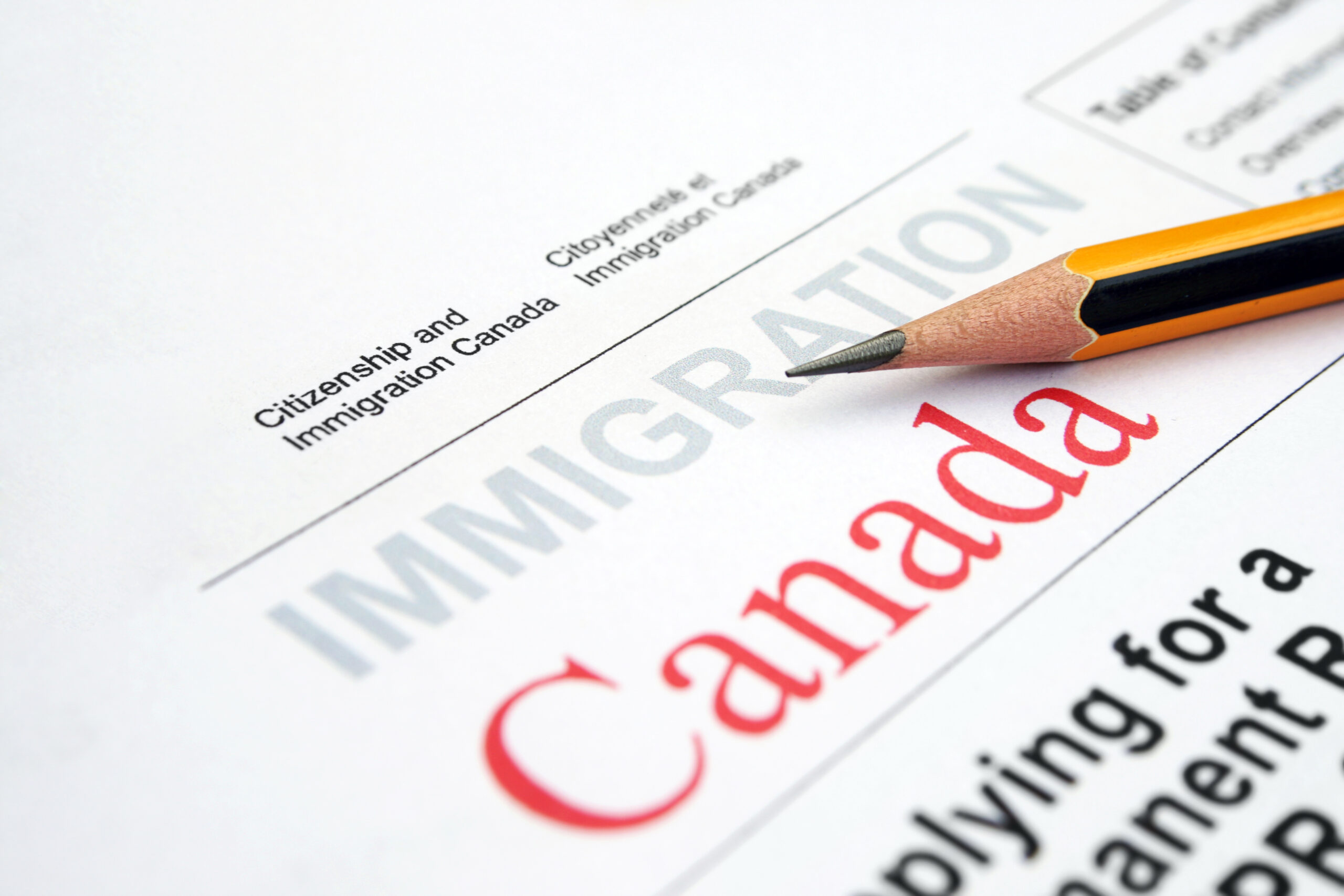 Canadians favor scaling back immigration and temporary resident targets. (Globe and Mail/Nanos)