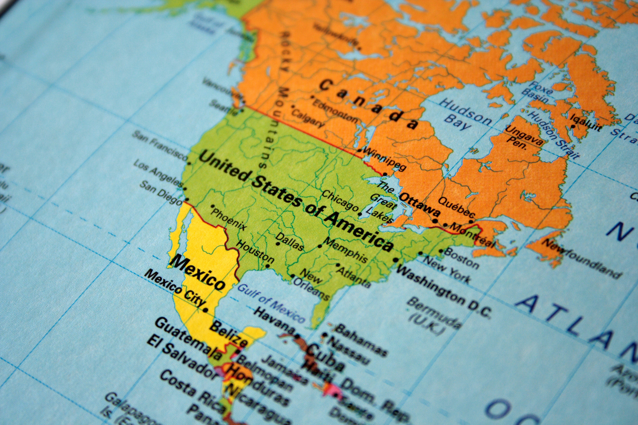 Canadians view free trade in North America as important to the national economy and express support for maintaining an agreement. (The Chicago Council on Global Affairs/Nanos)