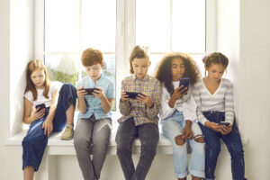 Social media crackdown – Concern about online sexual exploitation and bullying strong. (Nanos/NORC)