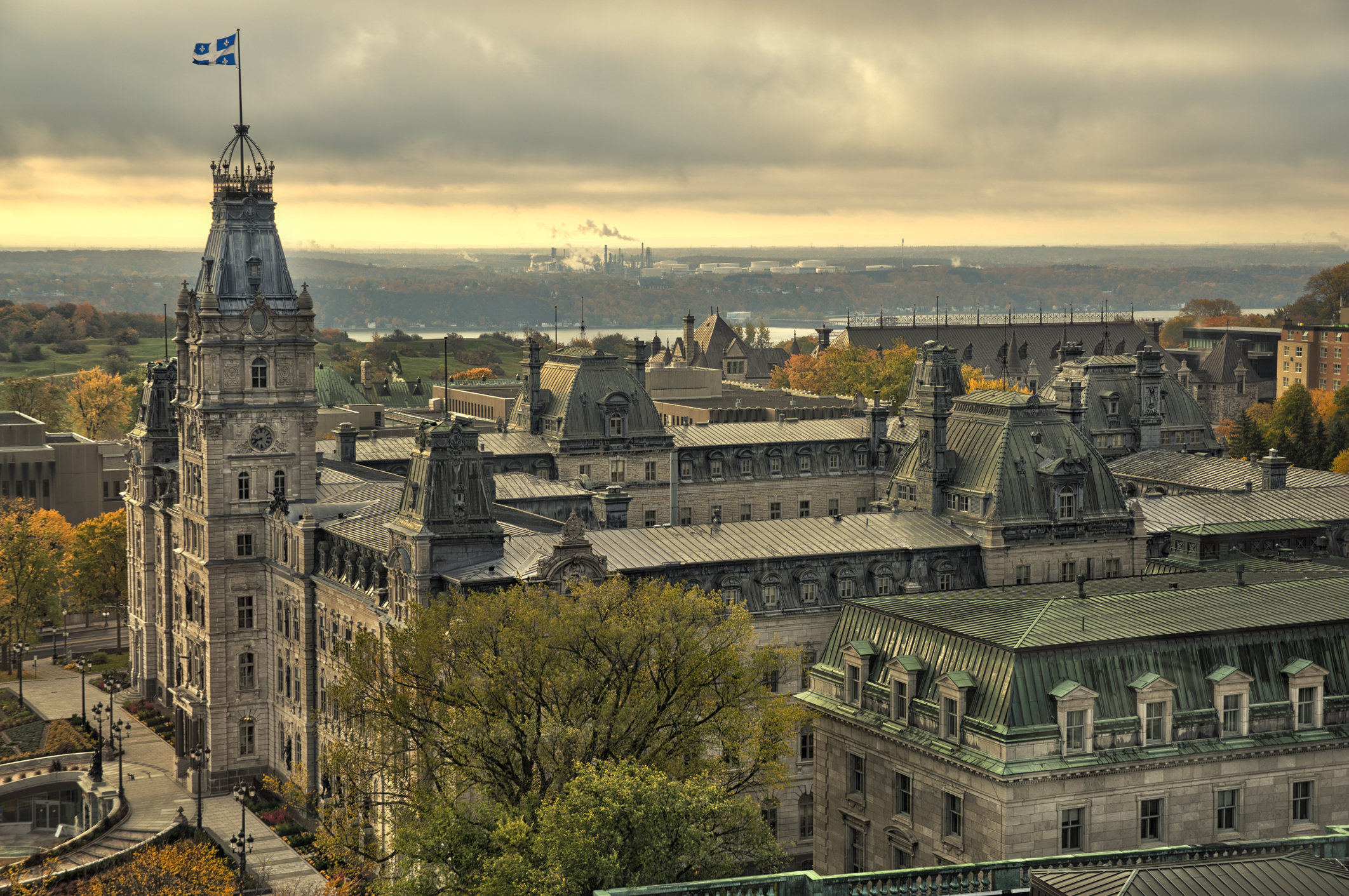 Noovo/Crave/Nanos Québec Election Survey: PQ 27.9%, Liberals 23.7%, CAQ 21.6%, Conservatives 16.4% and Québec solidaire 8.7%.